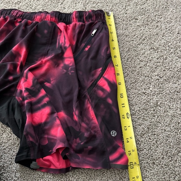 Lululemon Pace Breaker Short Size S Jungle Floor Boom Juice 7” Inseam - Picture 14 of 14